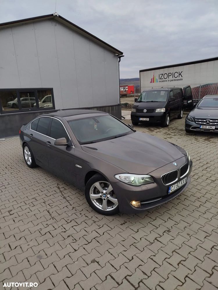 BMW Seria 5 520d - 2