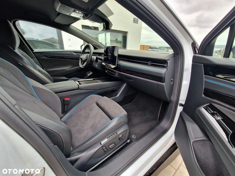 Volkswagen ID.7 77kWh Pro - 6
