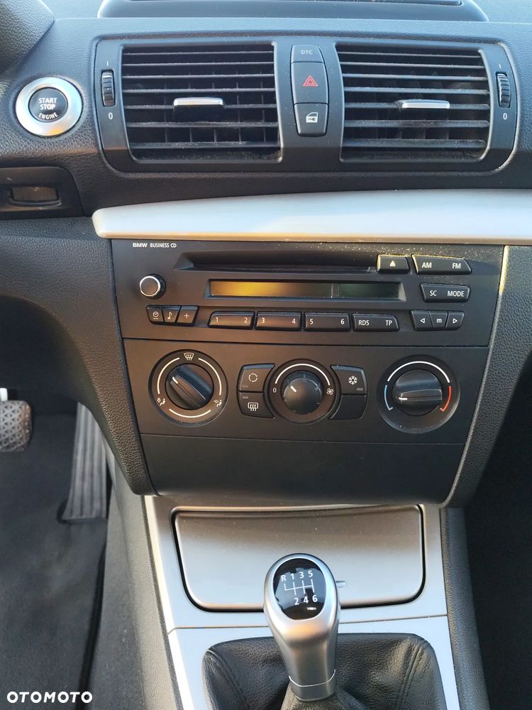 BMW Seria 1 116i - 10