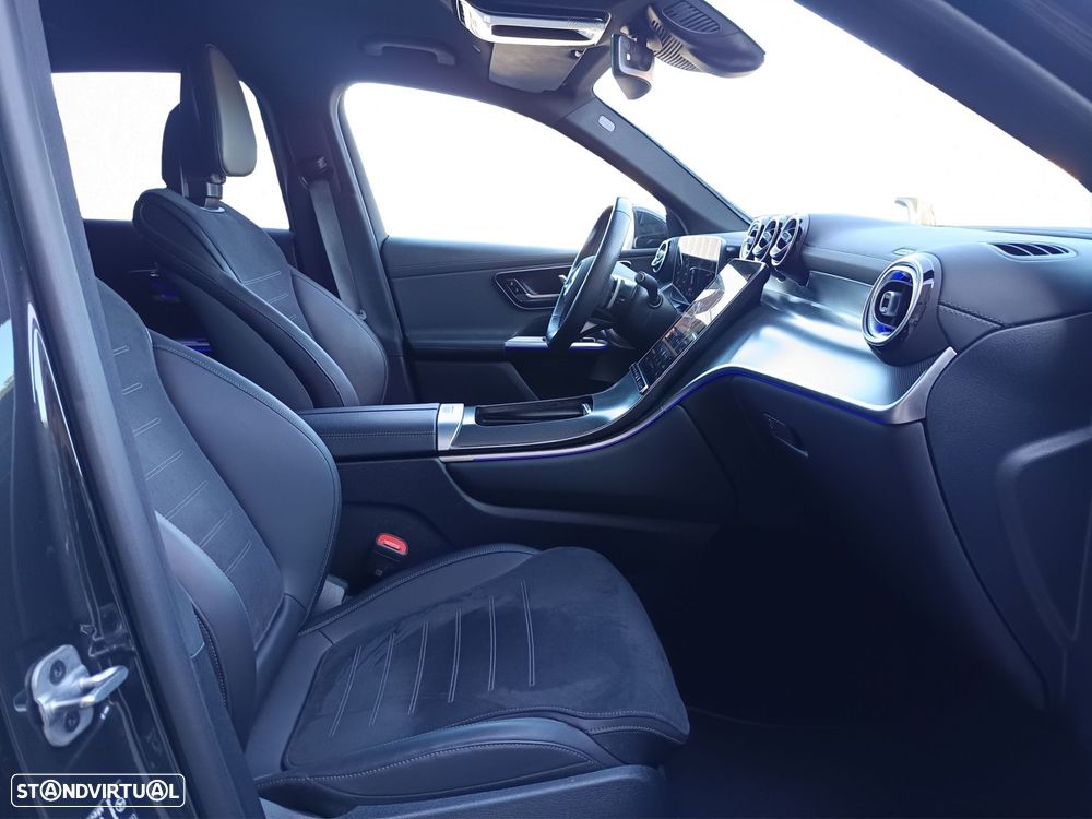 Mercedes-Benz GLC 300 - 29