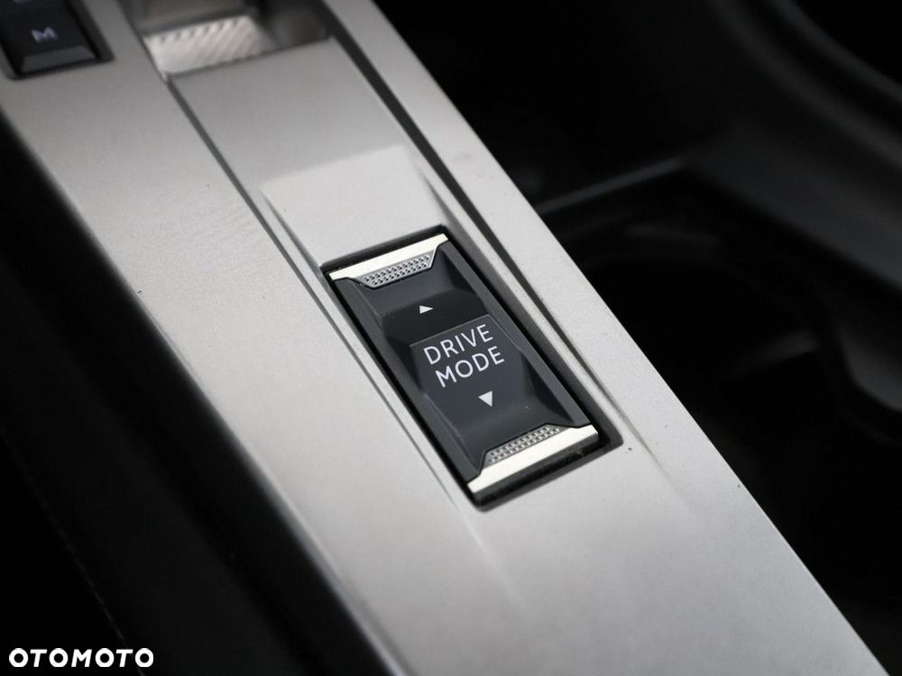Peugeot 308 1.2 PureTech Allure S&S - 33