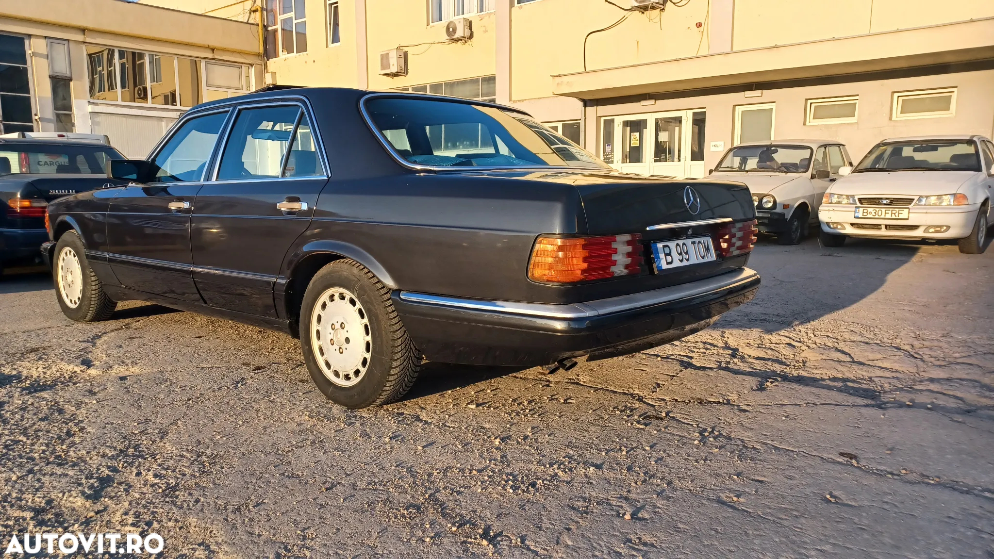 Mercedes-Benz W126 - 3