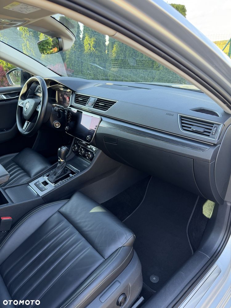 Skoda Superb 2.0 TDI Style DSG - 13