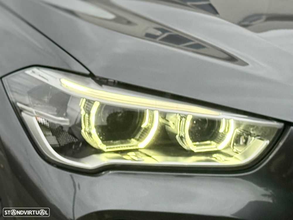 BMW X1 16 d sDrive Auto Line Sport - 27