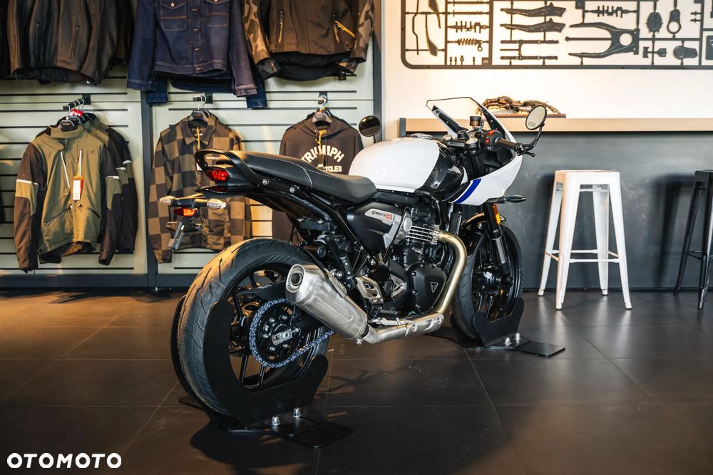Triumph Thruxton - 11