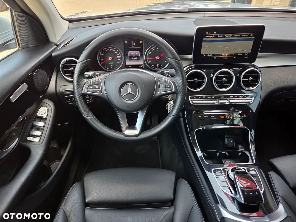 Mercedes-Benz GLC 250 4Matic 9G-TRONIC - 21