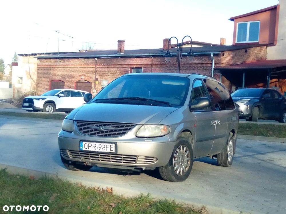 Chrysler Grand Voyager 2.5L CRD SE - 2