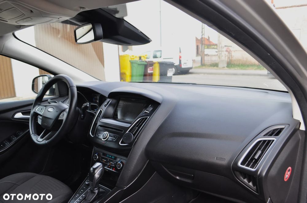 Ford Focus 1.5 EcoBoost Start-Stopp-System Business Edition - 24