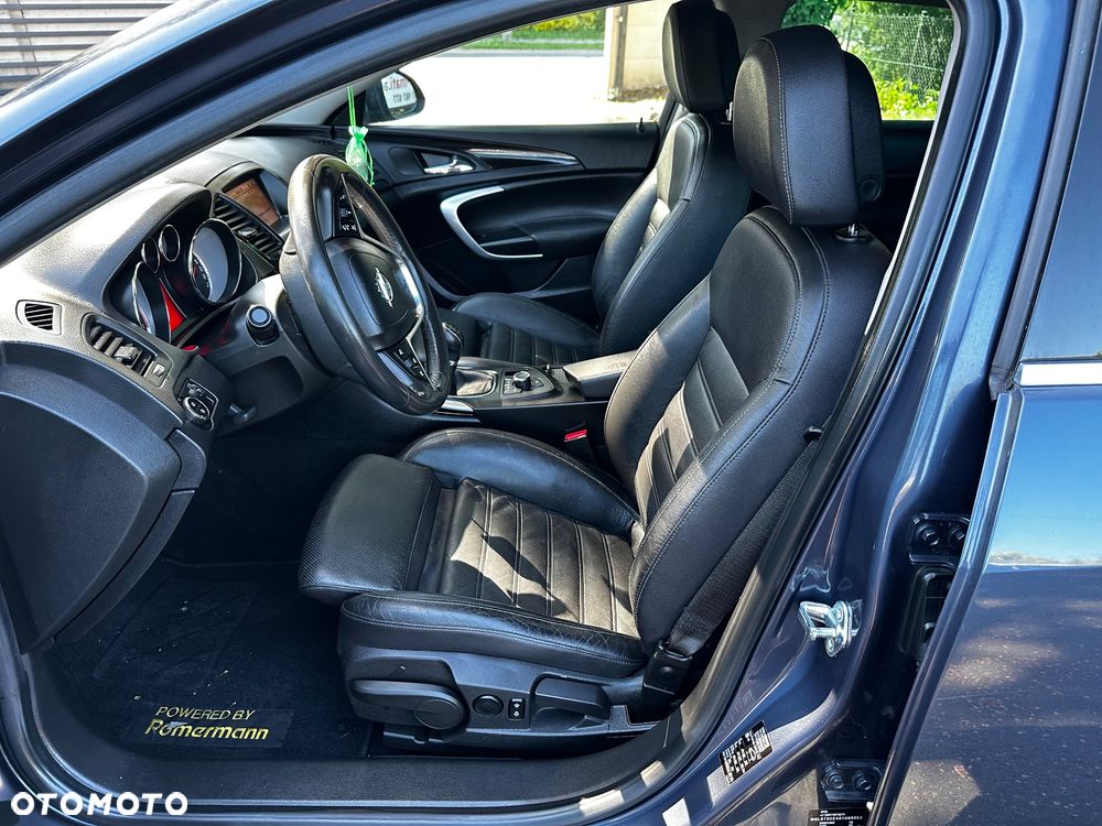 Opel Insignia 2.0 Turbo 4x4 Cosmo - 12