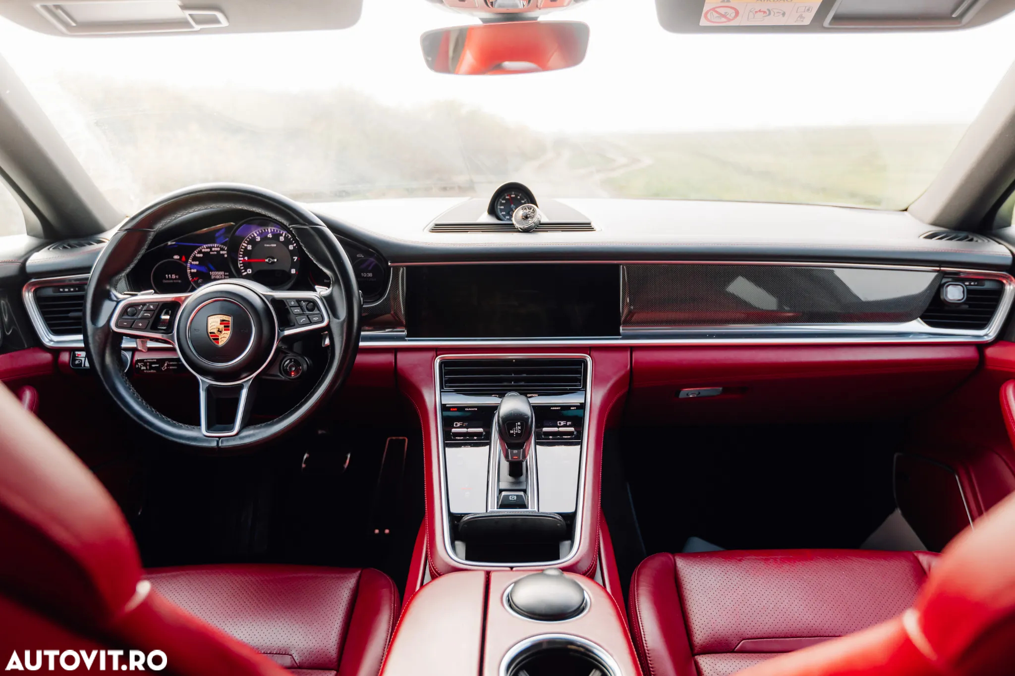 Porsche Panamera 4S - 9