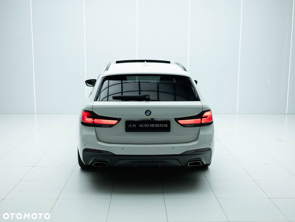 BMW Seria 5 530i xDrive M Sport Edition - 10