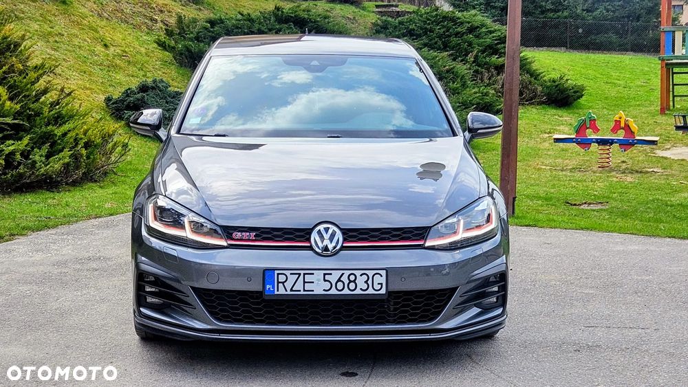 Volkswagen Golf GTI (BlueMotion Technology) DSG Performance - 8