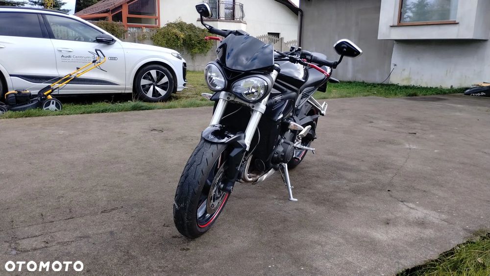 Triumph Street Triple - 5
