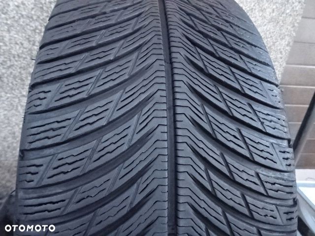 225/45/R18 95V Extra loud Michelin Pilot Alpin 5 - 1