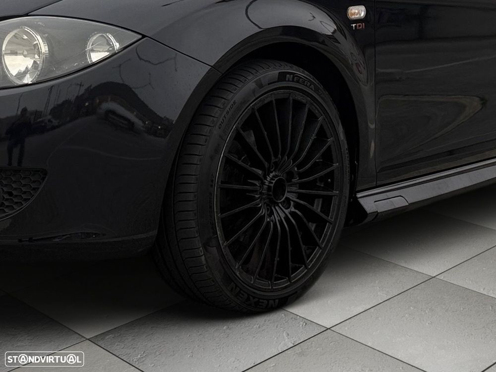 SEAT Leon 2.0 TDI Sport Up DPF - 5