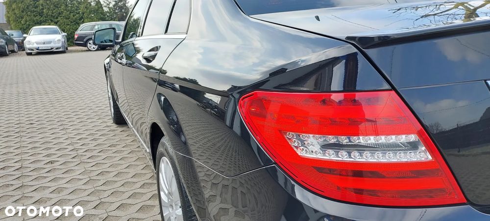 Mercedes-Benz Klasa C - 22