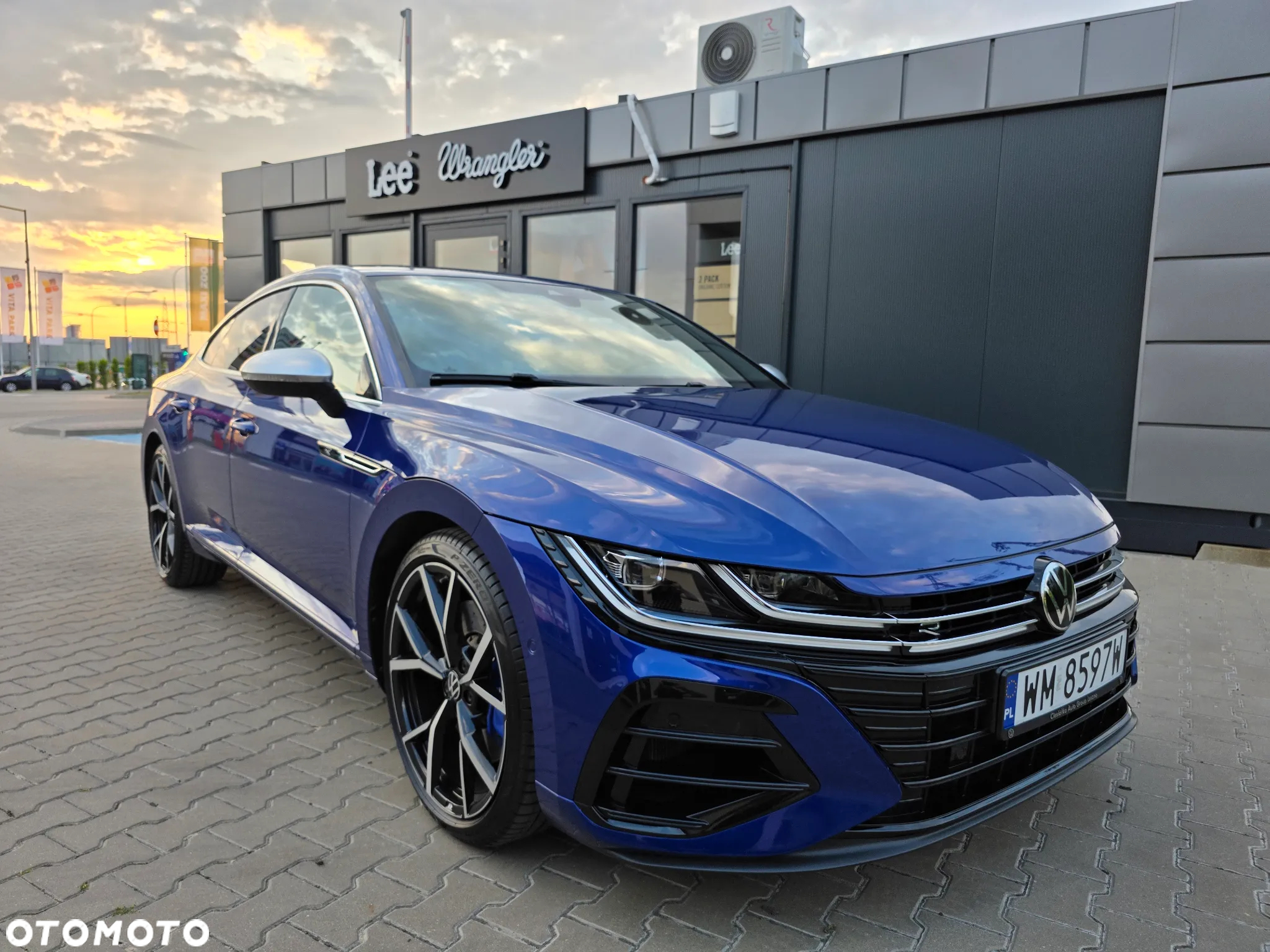 Volkswagen Arteon 2.0 TSI 4Motion R DSG - 2