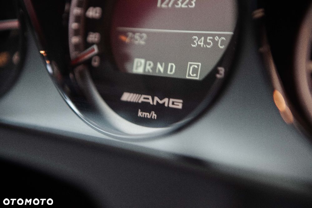 Mercedes-Benz Klasa C 63 AMG 7G-TRONIC - 19