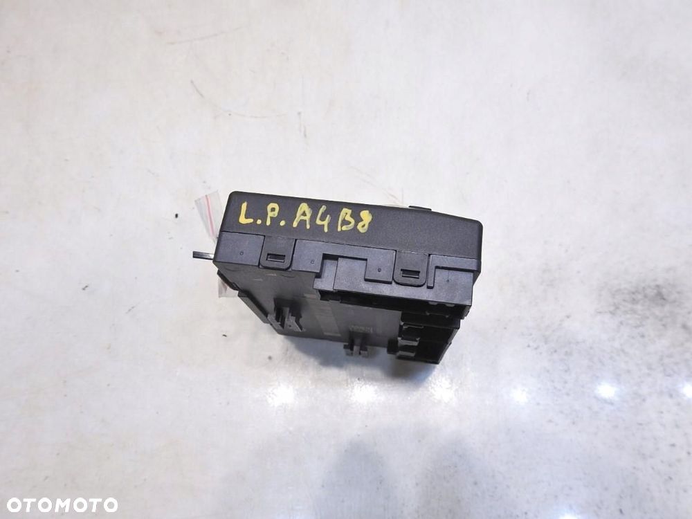 MODUŁ DRZWI LEWY PRZÓD AUDI A4 B8 - 2