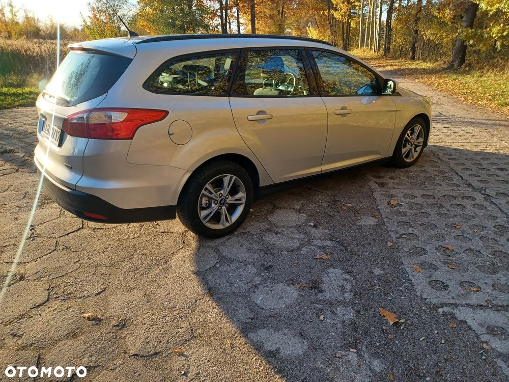 Ford Focus 1.6 TDCi DPF Champions Edition - 11