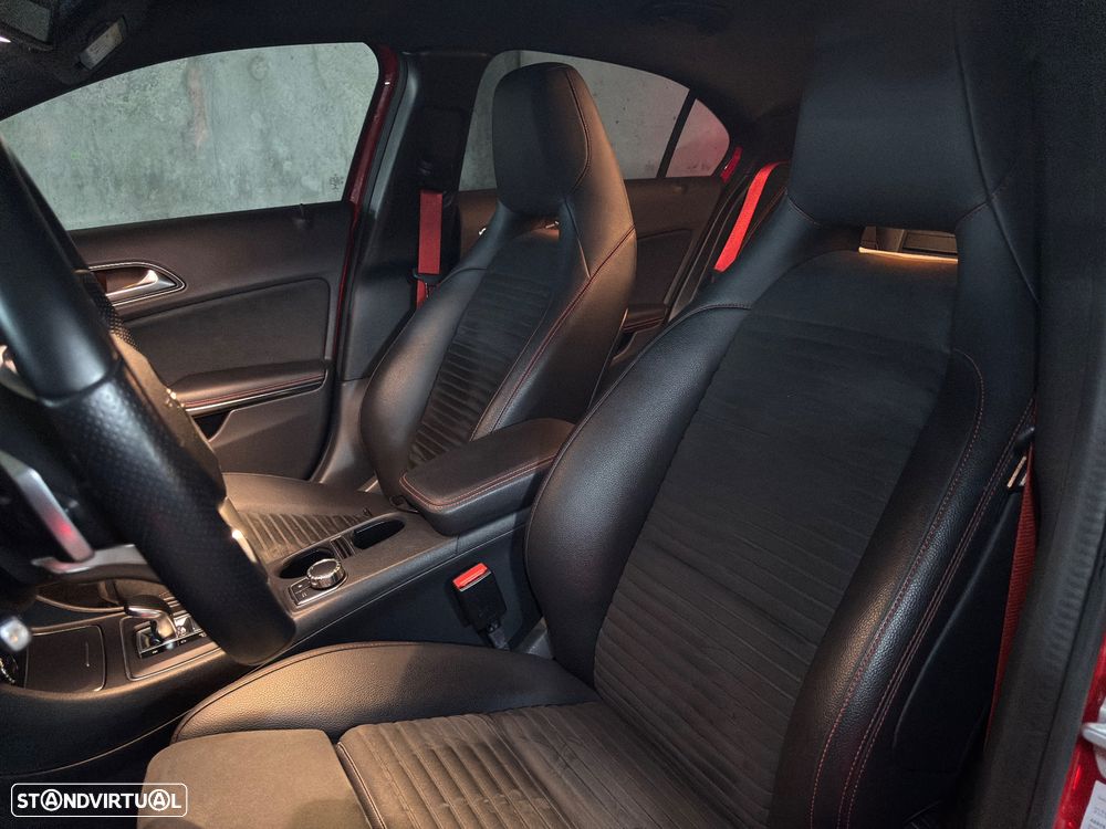 Mercedes-Benz A 45 AMG 4Matic Speedshift 7G-DCT - 13