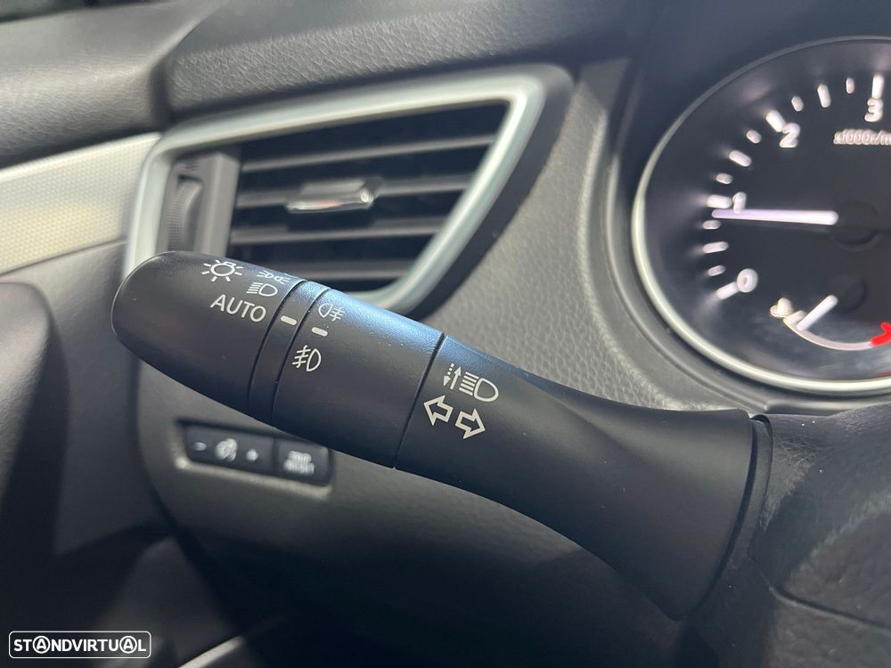 Nissan Qashqai 1.5 dCi Tekna Premium 18 129g - 26