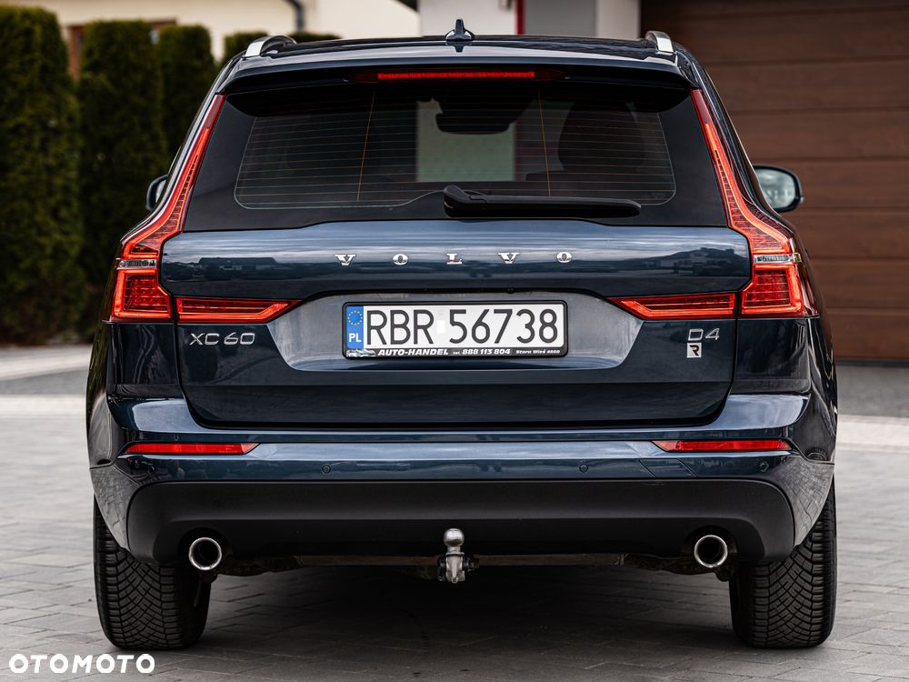 Volvo XC 60 D4 Geartronic Momentum Pro - 17
