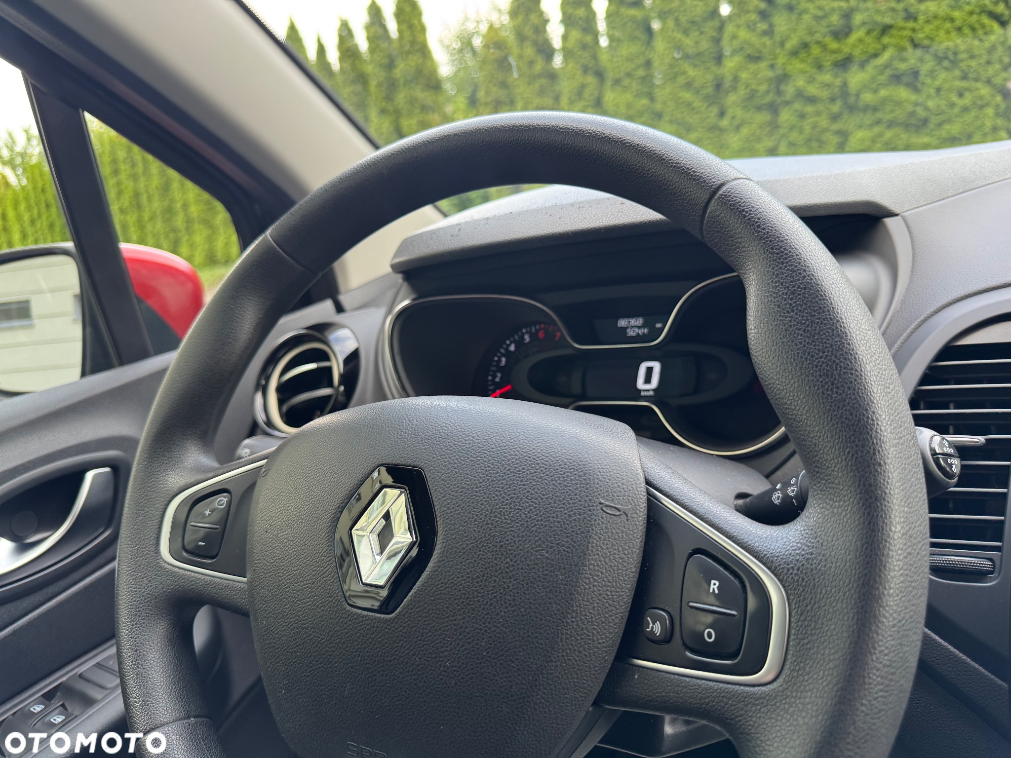 Renault Captur (ENERGY) TCe 90 LIMITED - 30