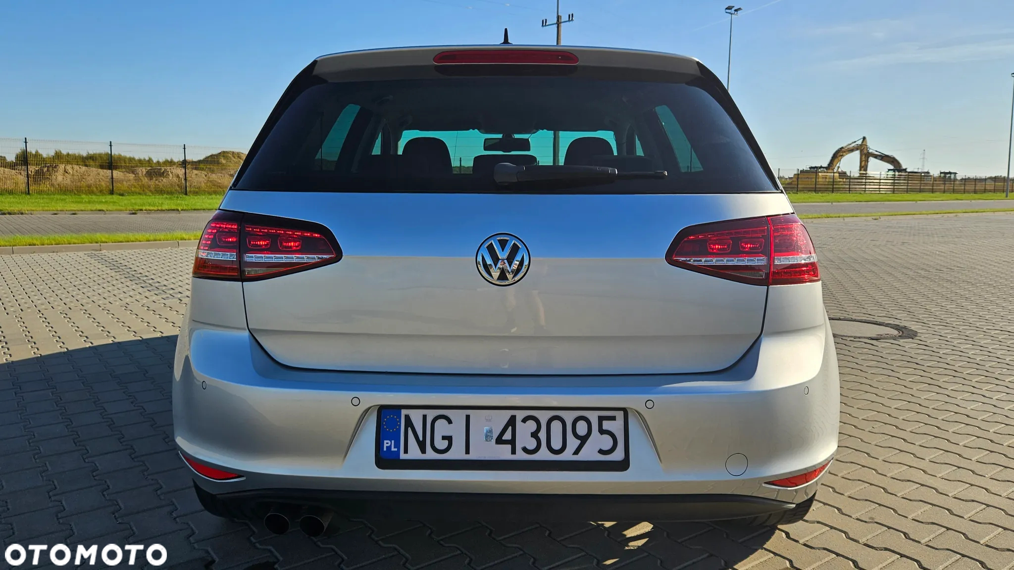 Volkswagen Golf 2.0 TDI SCR DSG Highline - 11
