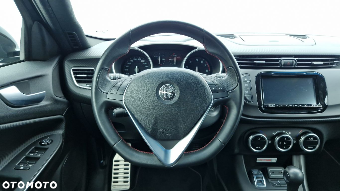 Alfa Romeo Giulietta 1750 TBi Veloce TCT - 17
