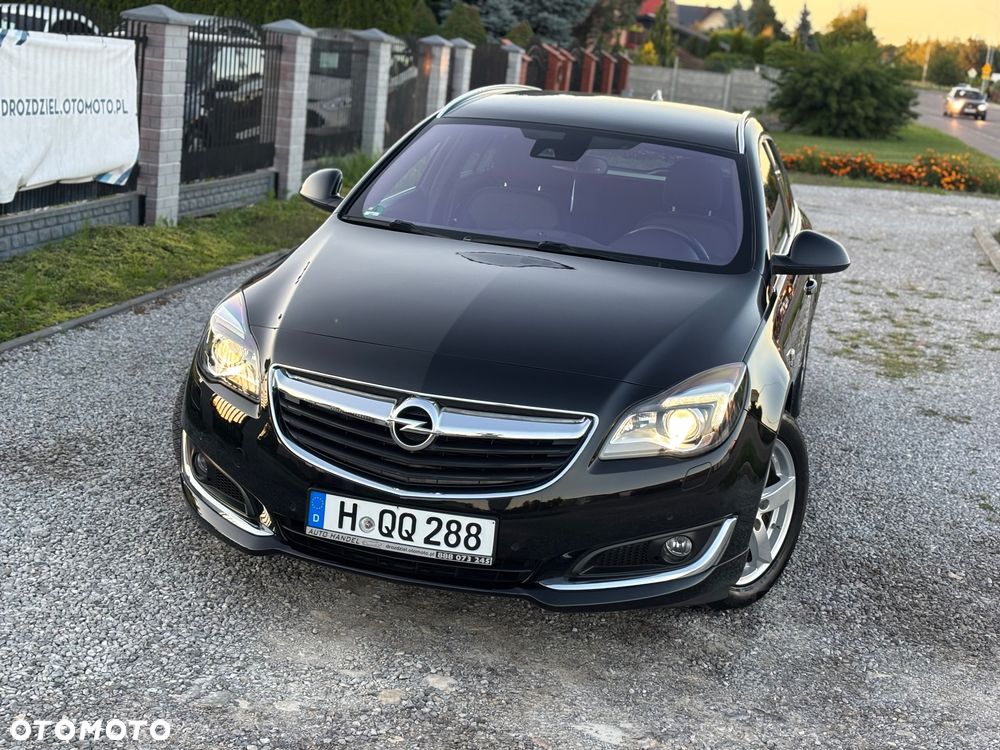 Opel Insignia - 1
