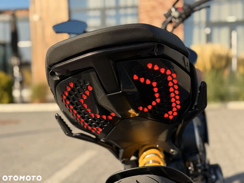 Ducati Diavel - 9