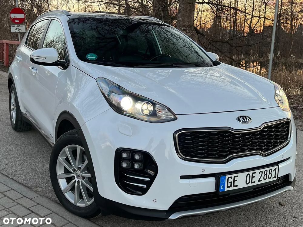 Kia Sportage 2.0 CRDI AWD Eco-Dynamics+ (48V M-H) GT LINE - 11