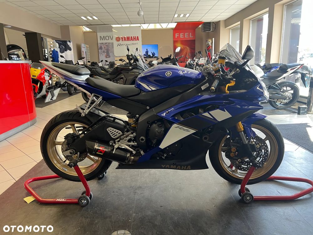 Yamaha R6 - 5