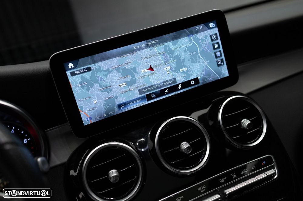 Mercedes-Benz GLC 300 de 4Matic 9G-TRONIC AMG Line - 29