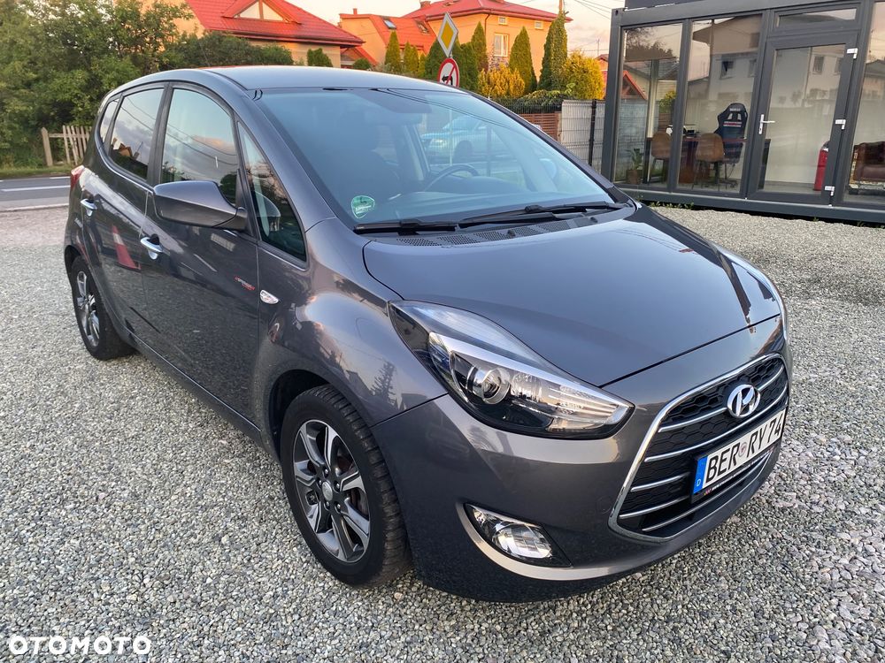 Hyundai ix20 1.4 blue Trend - 36