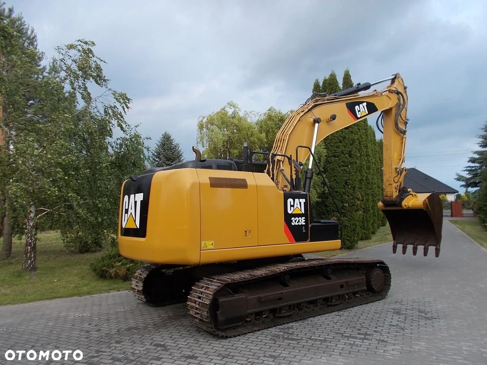 Caterpillar 323E - 14
