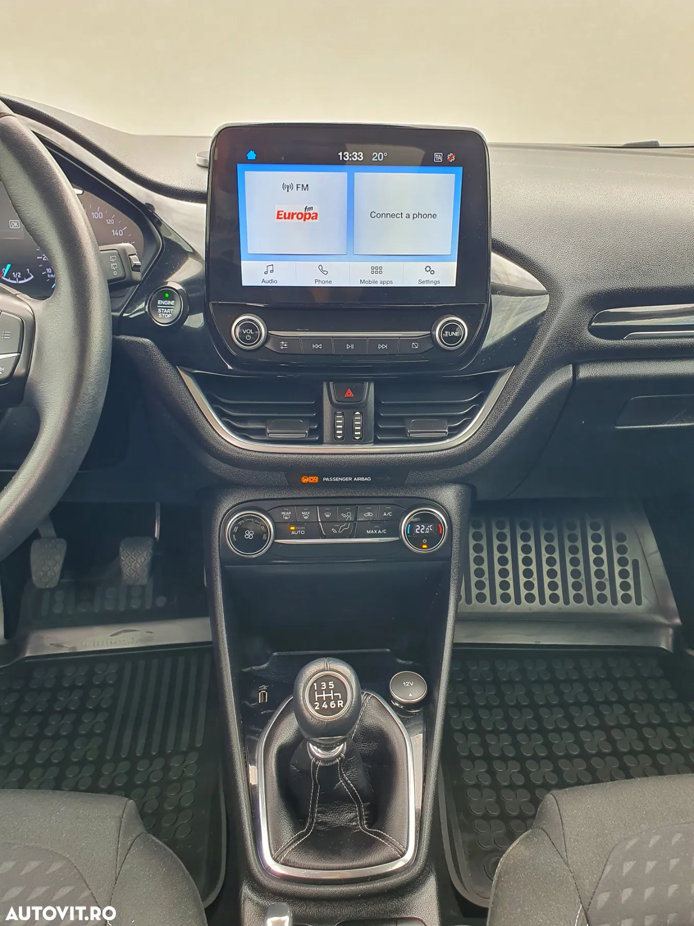 Ford Fiesta 1.0 EcoBoost S&S TITANIUM - 19