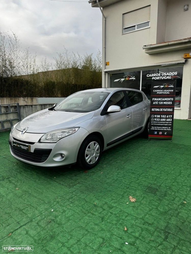 Renault Mégane 1.5 dCi Confort - 1