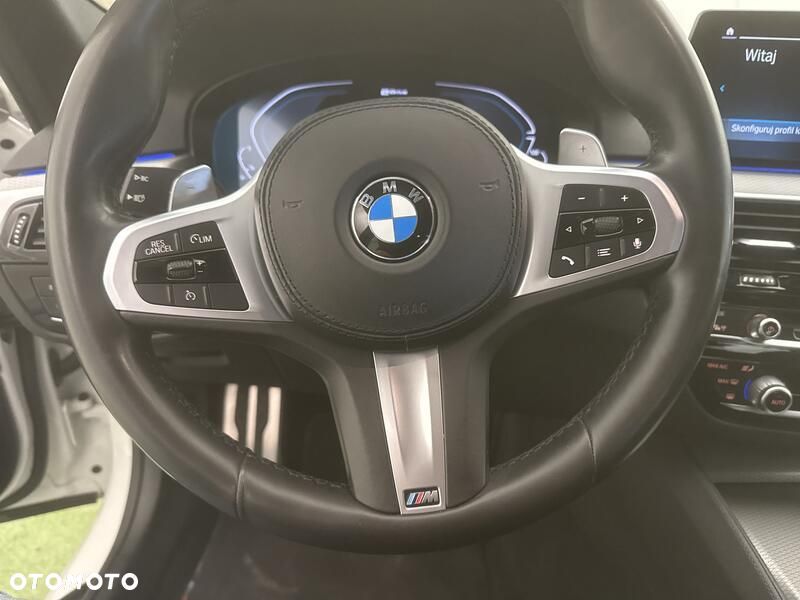BMW Seria 5 - 13