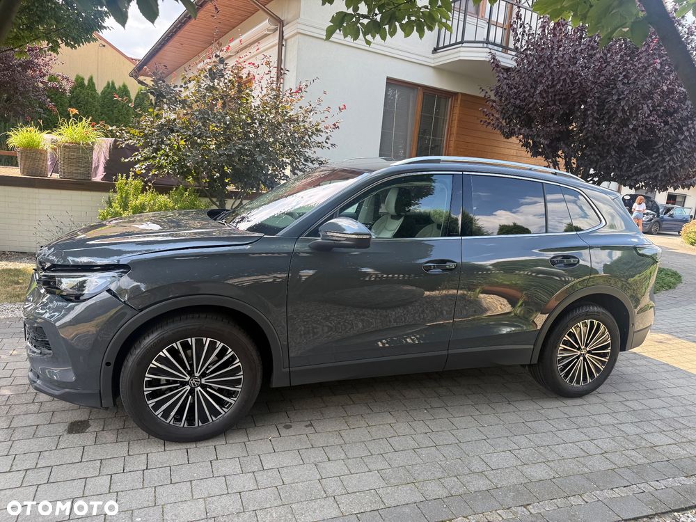 Volkswagen Tiguan 1.5 eTSI Elegance DSG - 6