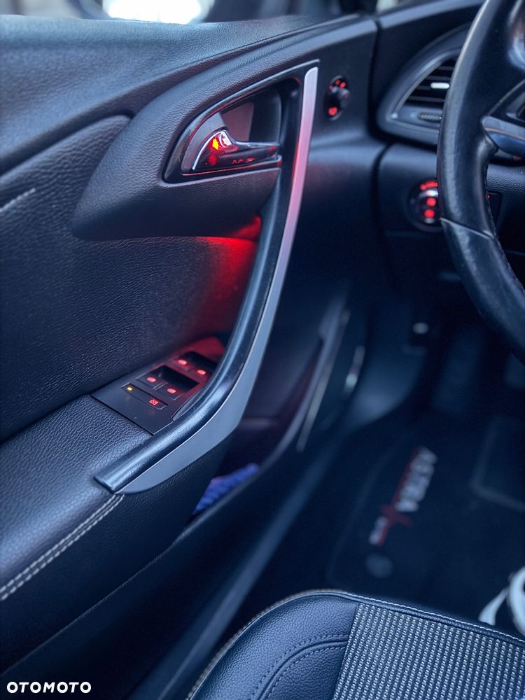 Opel Astra 1.7 CDTI Cosmo - 21