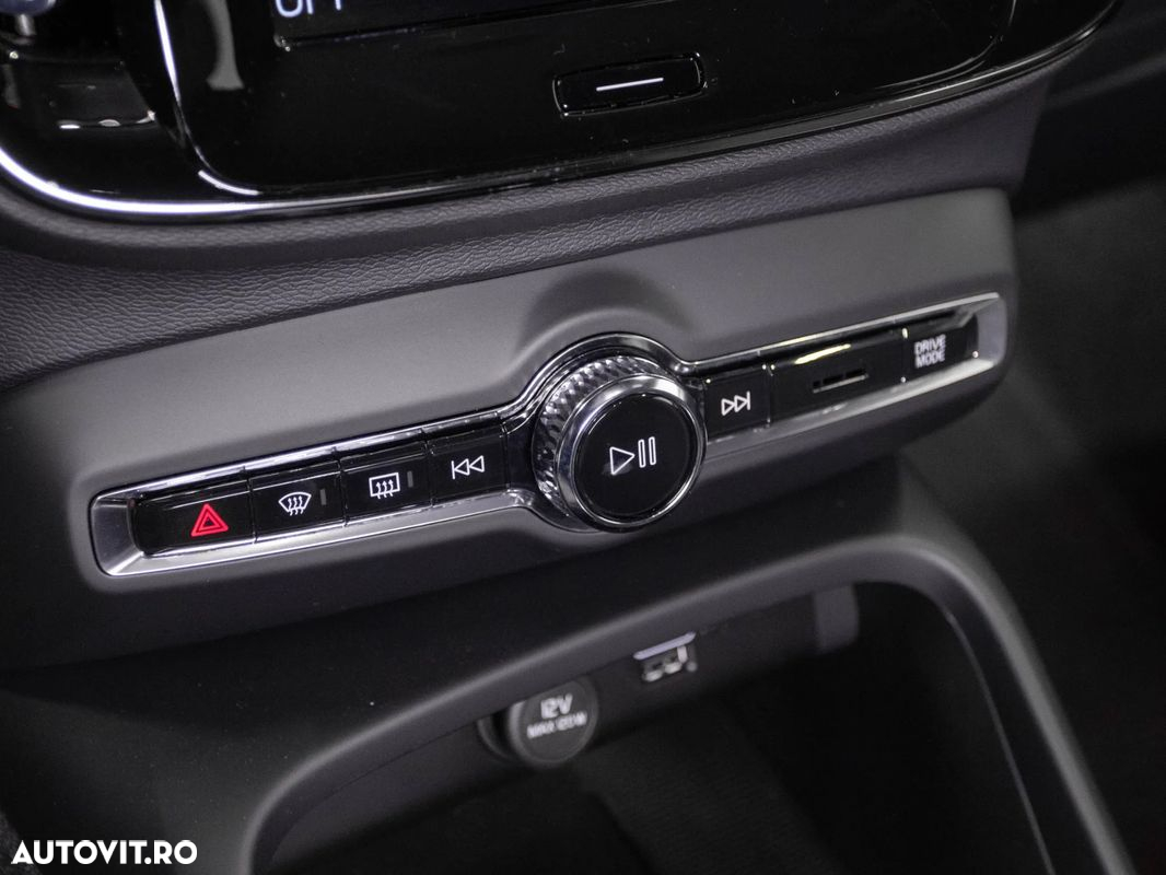 Volvo XC 40 - 21