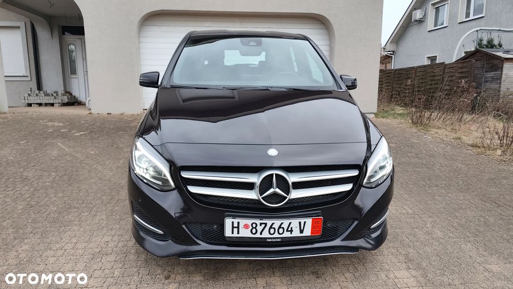 Mercedes-Benz Klasa B 200 d 7G-DCT UrbanStyle Edition - 32