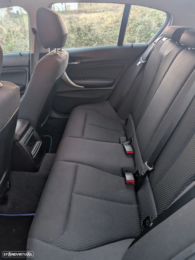 BMW 116 d EfficientDynamics Edition - 16