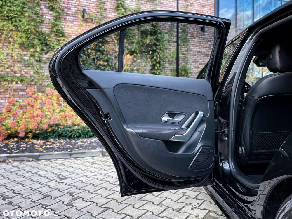 Mercedes-Benz Klasa A 180 7G-DCT AMG Line - 9