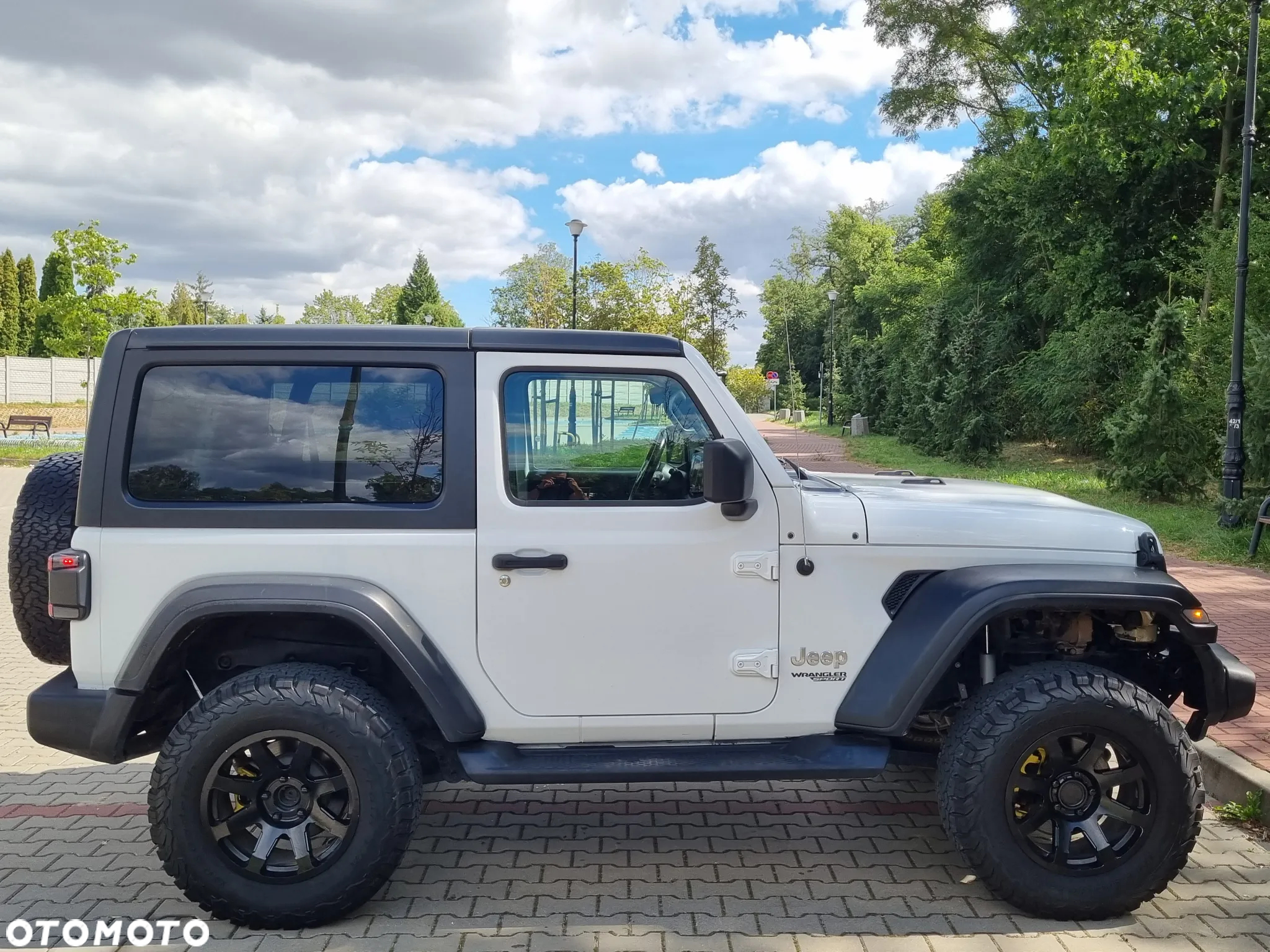 Jeep Wrangler - 38