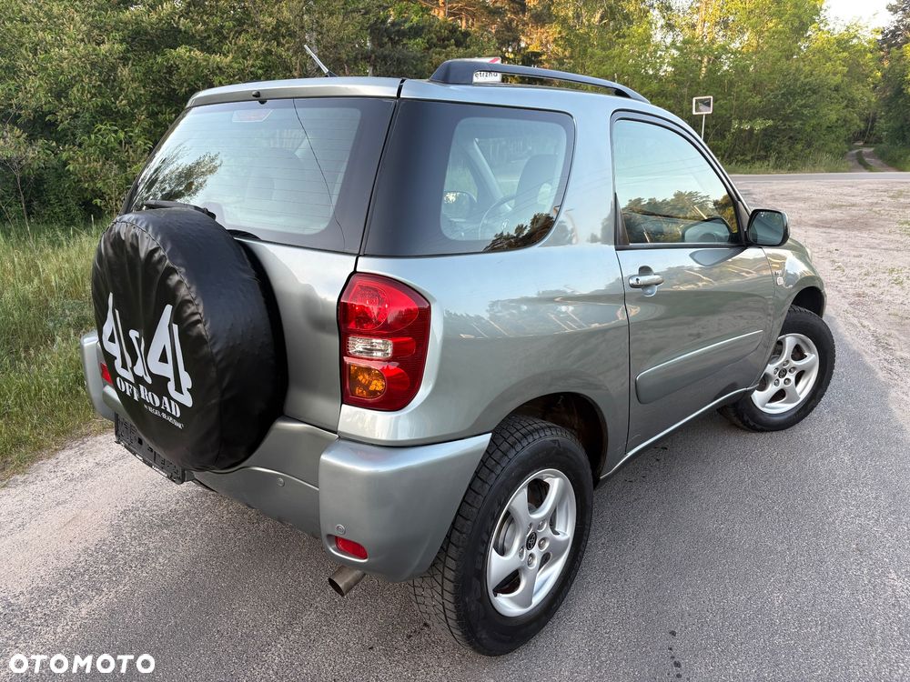 Toyota RAV4 2.0 VVT-i Sol - 18