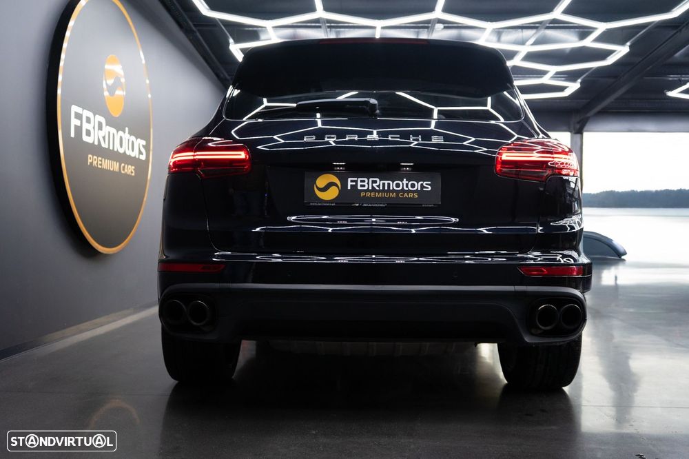 Porsche Cayenne S E-Hybrid Platinum Edition - 4