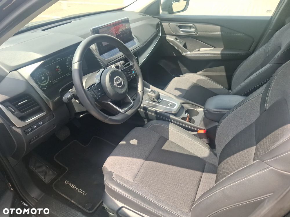 Nissan Qashqai 1.3 DIG-T MHEV N-Connecta Xtronic - 10